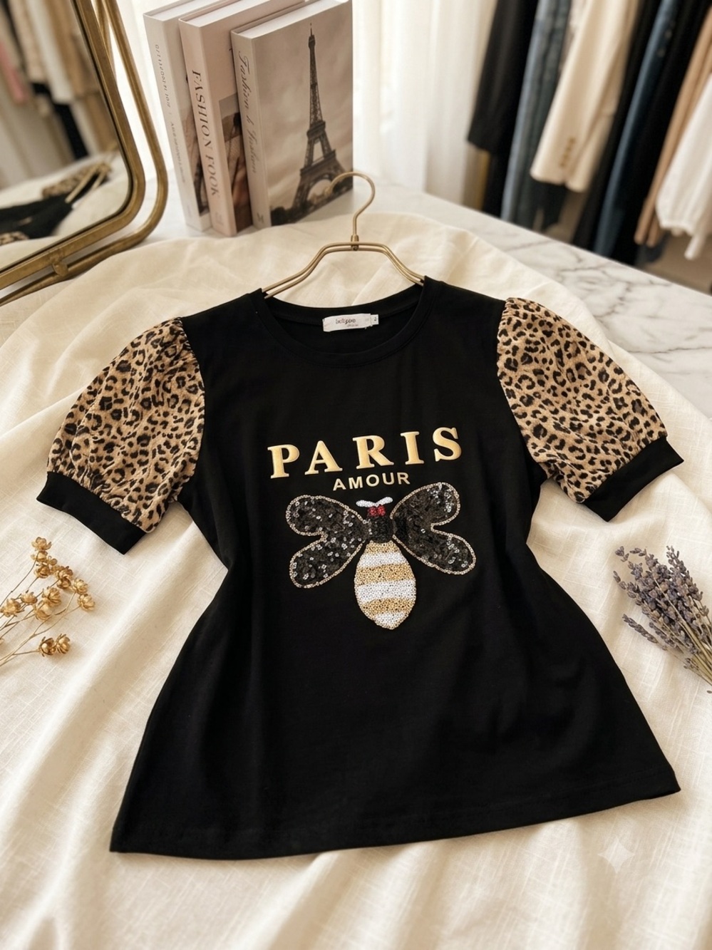 CHIC PARIS AMOUR Top ✨ Leopard Puff Sleeves & Sequin Bee (M)
